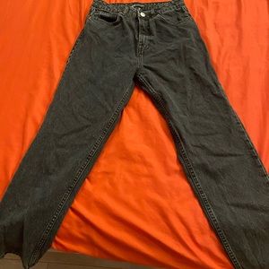black Zara straight leg jeans